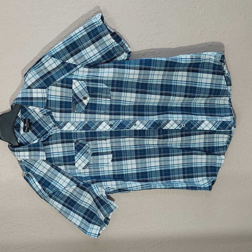 Mark Ecko, size XL, blue/gray/white button down shirt
